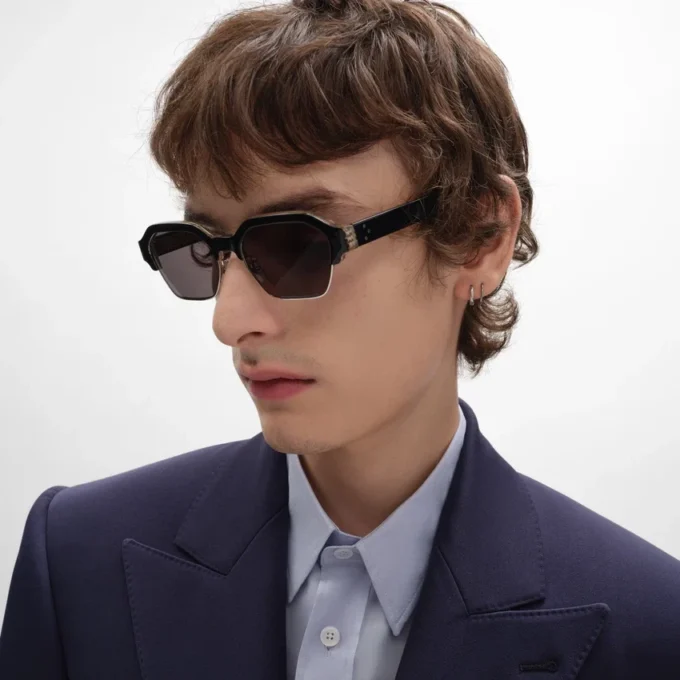Sonnenbrille „Black Frame 63“ aus Acetat und Metall