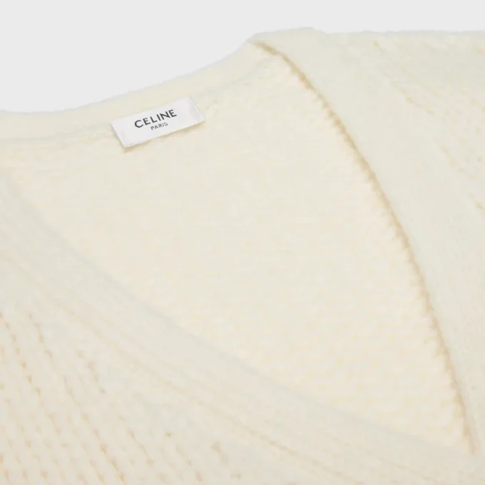 Strickjacke aus Kaschmir und Seide Strickjacke aus Kaschmir und Seide