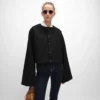 Strickjacke aus Wollstoff Strickjacke aus Wollstoff