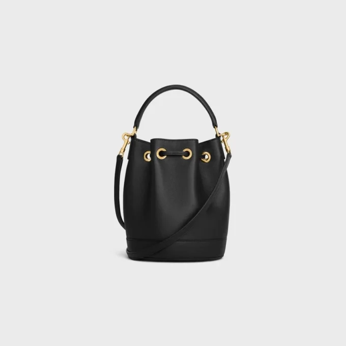 Teen Clara Tasche aus geschmeidigem genarbtem Kalbsleder Teen Clara Tasche aus geschmeidigem genarbtem Kalbsleder
