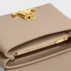 Teen Nino Tasche aus geschmeidigem genarbtem Kalbsleder Teen Nino Tasche aus geschmeidigem genarbtem Kalbsleder
