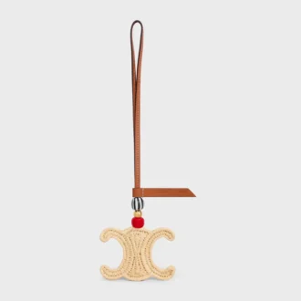 triomphe anhnger aus raffia und naturbelassenem kalbsleder 1 330x330 - Triomphe-Anh&auml;nger aus Raffia und naturbelassenem Kalbsleder