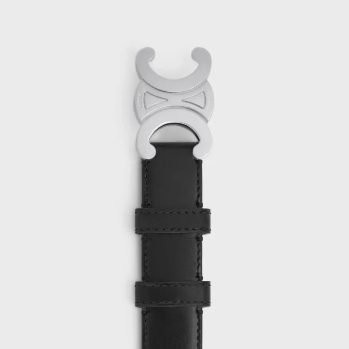 Triomphe-Gürtel 25 mm aus Taurillon-Leder Triomphe-Gürtel 25 mm aus Taurillon-Leder