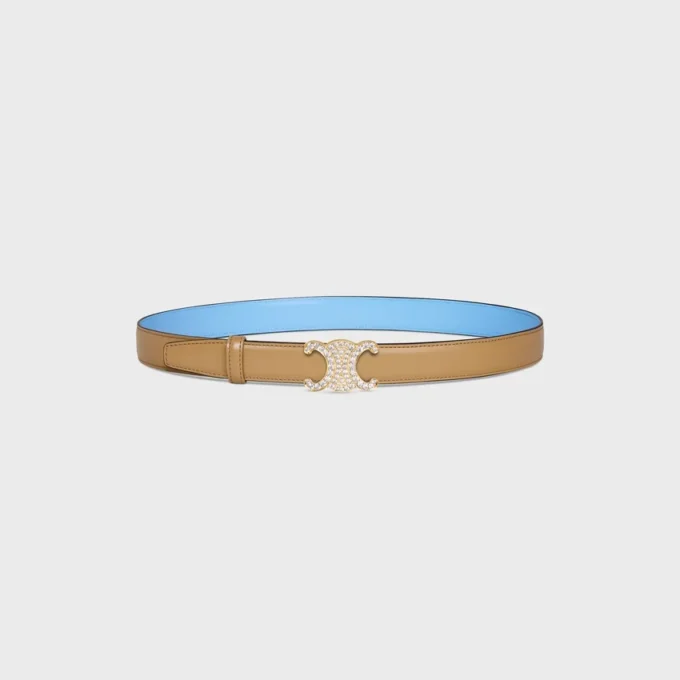 Triomphe-Schnalle aus Messing mit Strass & wendbarem 25-mm-Riemen aus Taurillon Triomphe-Schnalle aus Messing mit Strass & wendbarem 25-mm-Riemen aus Taurillon