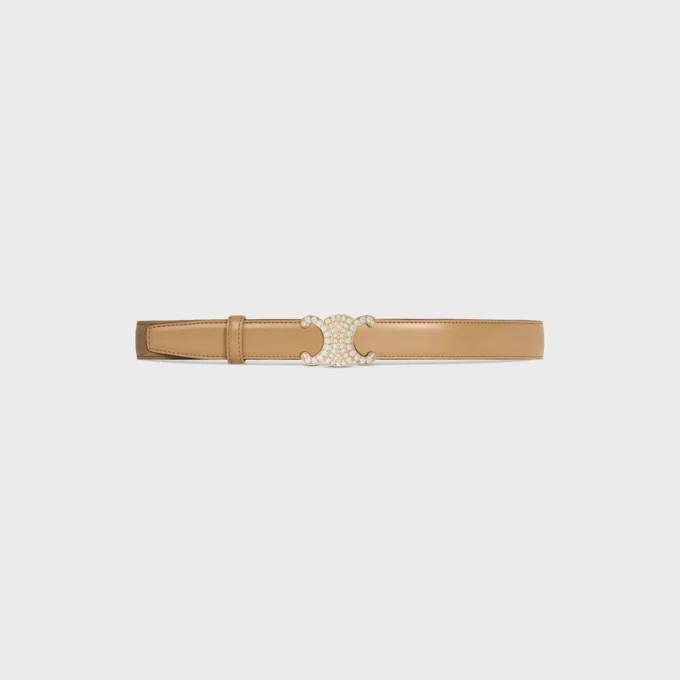 Triomphe-Schnalle aus Messing mit Strass & wendbarem 25-mm-Riemen aus Taurillon Triomphe-Schnalle aus Messing mit Strass & wendbarem 25-mm-Riemen aus Taurillon