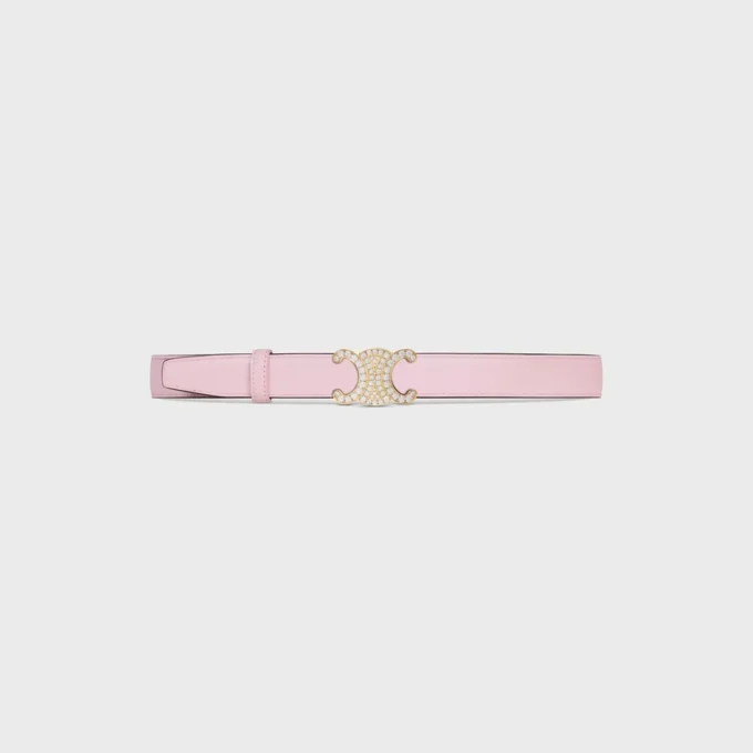 Triomphe-Schnalle aus Messing mit Strass & wendbarem 25-mm-Riemen aus Taurillon Triomphe-Schnalle aus Messing mit Strass & wendbarem 25-mm-Riemen aus Taurillon