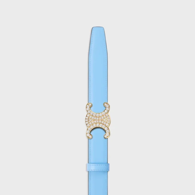 Triomphe-Schnalle aus Messing mit Strass & wendbarem 25-mm-Riemen aus Taurillon Triomphe-Schnalle aus Messing mit Strass & wendbarem 25-mm-Riemen aus Taurillon