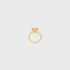 Triomphe Solitaire Sparkle Ring aus Strass und Messing mit Goldfinish Triomphe Solitaire Sparkle Ring aus Strass und Messing mit Goldfinish