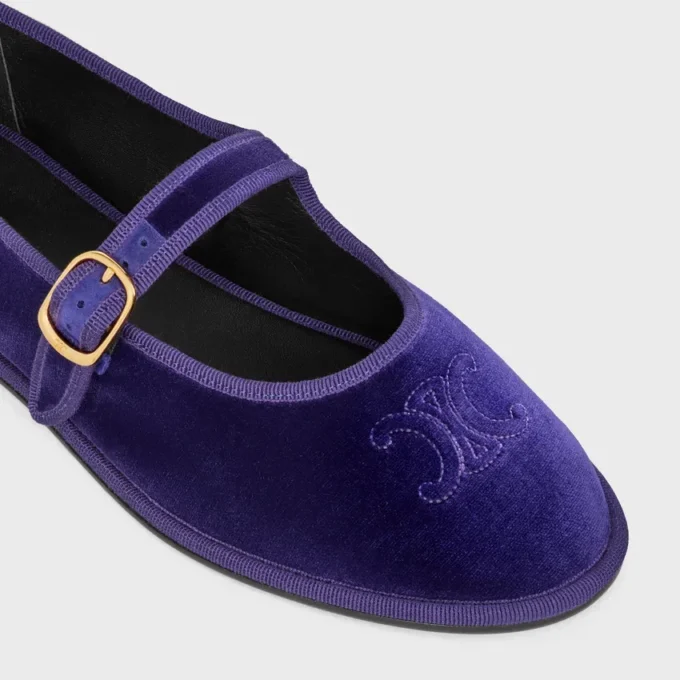 ÈVe Triomphe Ballerina aus Samt