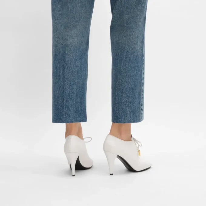 Weiche Oxford-Schnürballerinas mit Absatz aus Kalbsleder – pflanzlich gegerbt Weiche Oxford-Schnürballerinas mit Absatz aus Kalbsleder – pflanzlich gegerbt