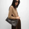 Weiche Shopper-Tasche aus Triomphe Canvas und Kalbsleder Weiche Shopper-Tasche aus Triomphe Canvas und Kalbsleder