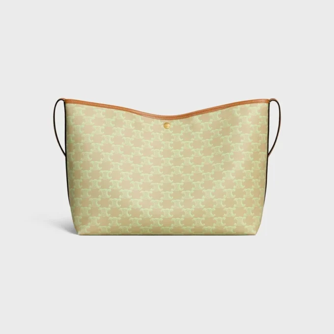 Weiche Shopper-Tasche aus Triomphe Canvas und Kalbsleder Weiche Shopper-Tasche aus Triomphe Canvas und Kalbsleder