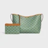 Weiche Shopper-Tasche aus Triomphe Canvas und Kalbsleder Weiche Shopper-Tasche aus Triomphe Canvas und Kalbsleder