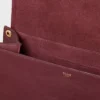 Weiche Triomphe Besace aus geschmeidigem, glänzendem Lammleder Weiche Triomphe Besace aus geschmeidigem, glänzendem Lammleder