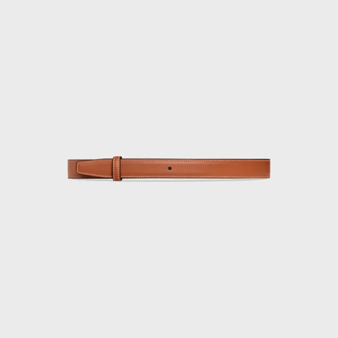Wendbarer Riemen 25 mm aus Taurillon und naturbelassenem Kalbsleder Wendbarer Riemen 25 mm aus Taurillon und naturbelassenem Kalbsleder