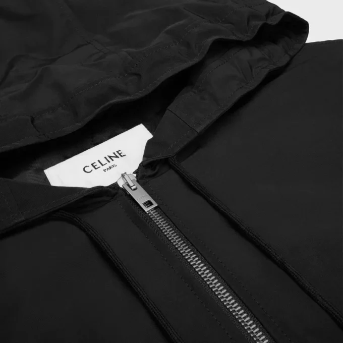 Windjacke aus Nylon Windjacke aus Nylon